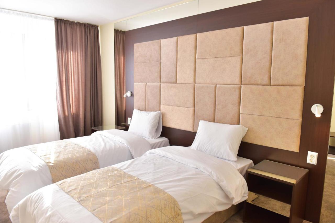 Family Hotel The View & Spa Tsigov Chark Exterior photo