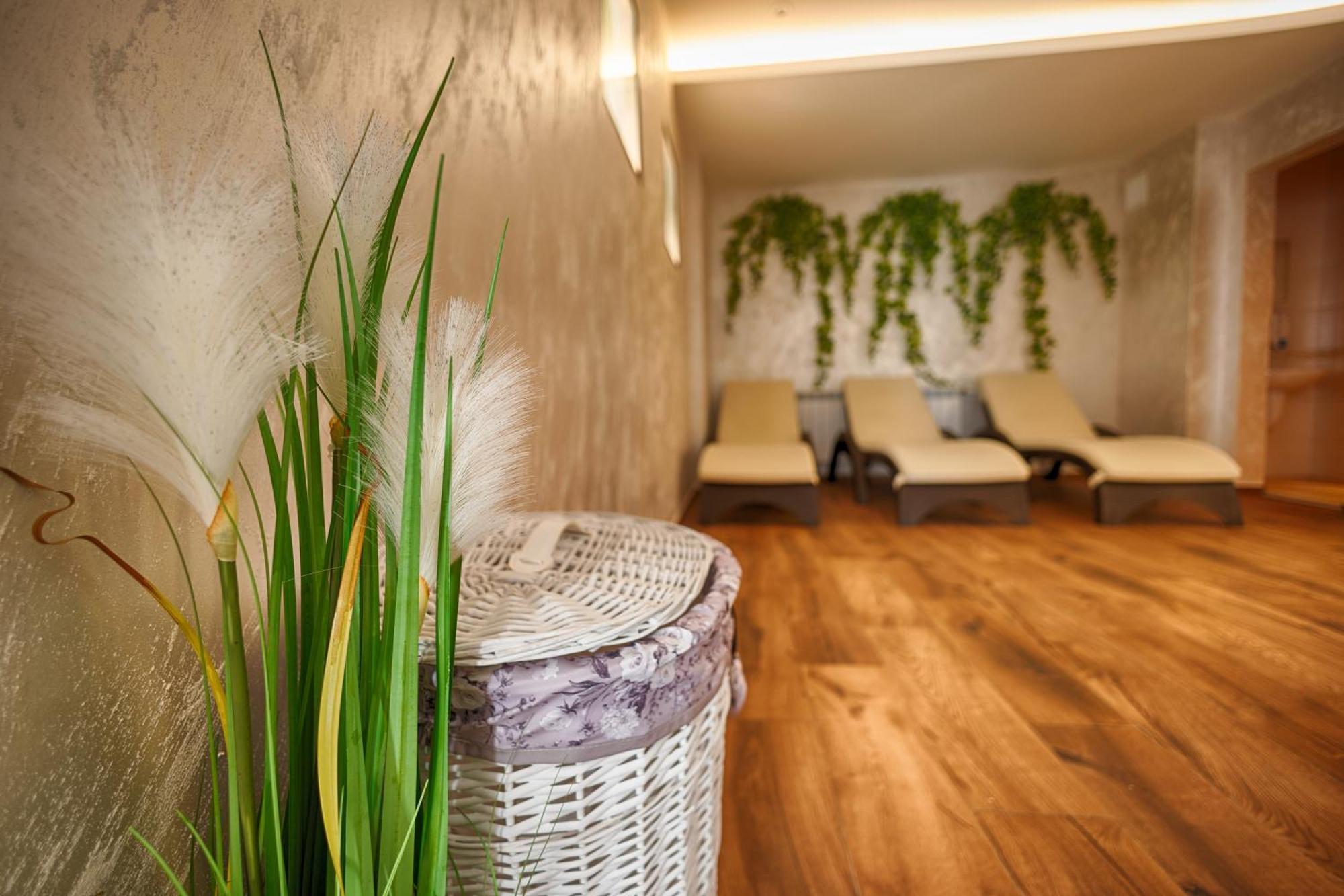 Family Hotel The View & Spa Tsigov Chark Exterior photo